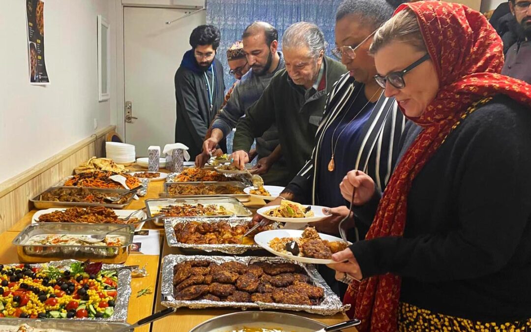 Årsmöte i vänföreningen och Iftar och Eid i moskén